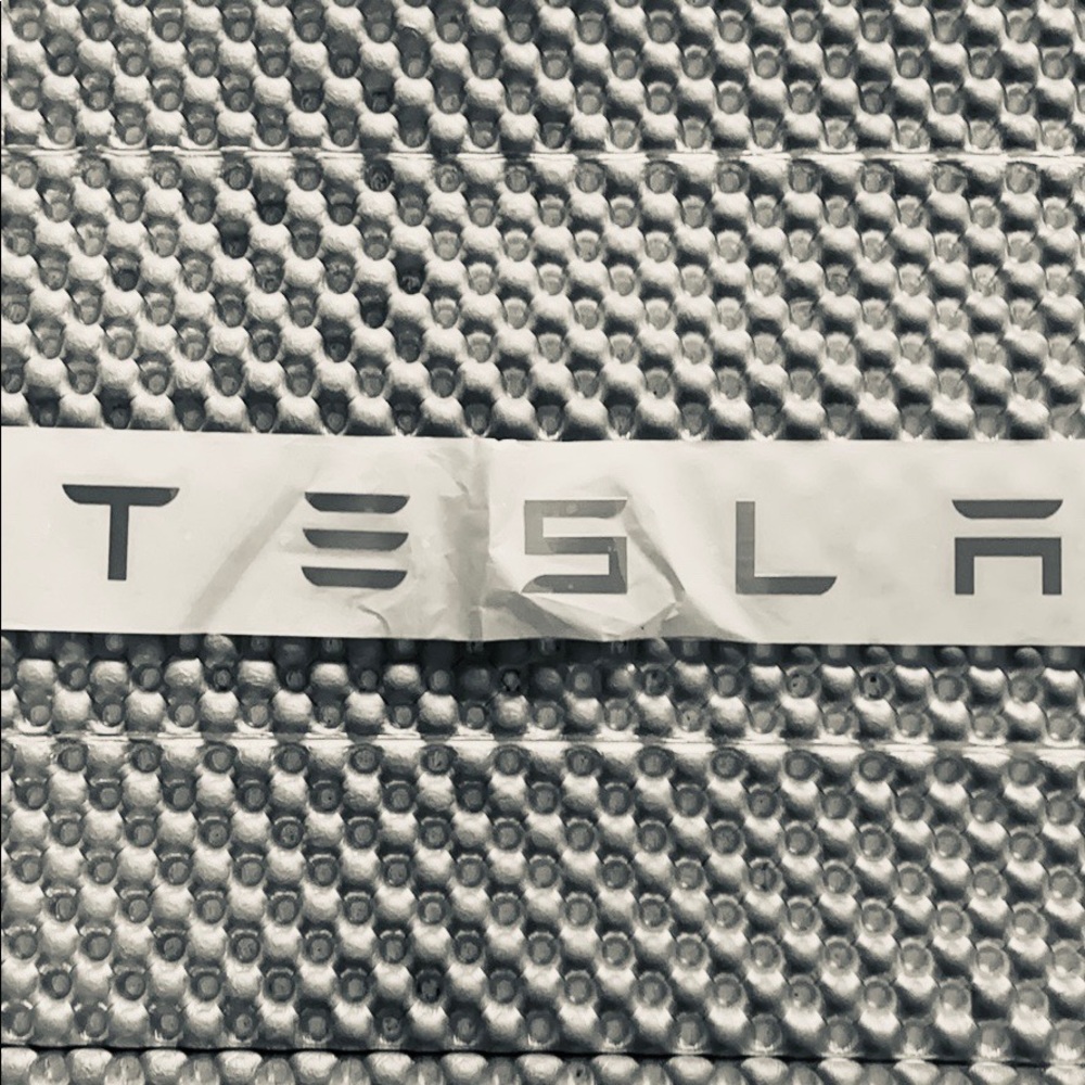 ✨B2G2✨ Tesla Banner Sticker